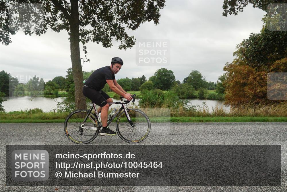30.08.2026 - Elbe Triathlon Hamburg Michael Burmester http://msf.ph/oto/10045464 30.08.2026 09:17:46 Radfahren 329, 364, 415, 433, 449, 490, 498 meine-sportfotos.de