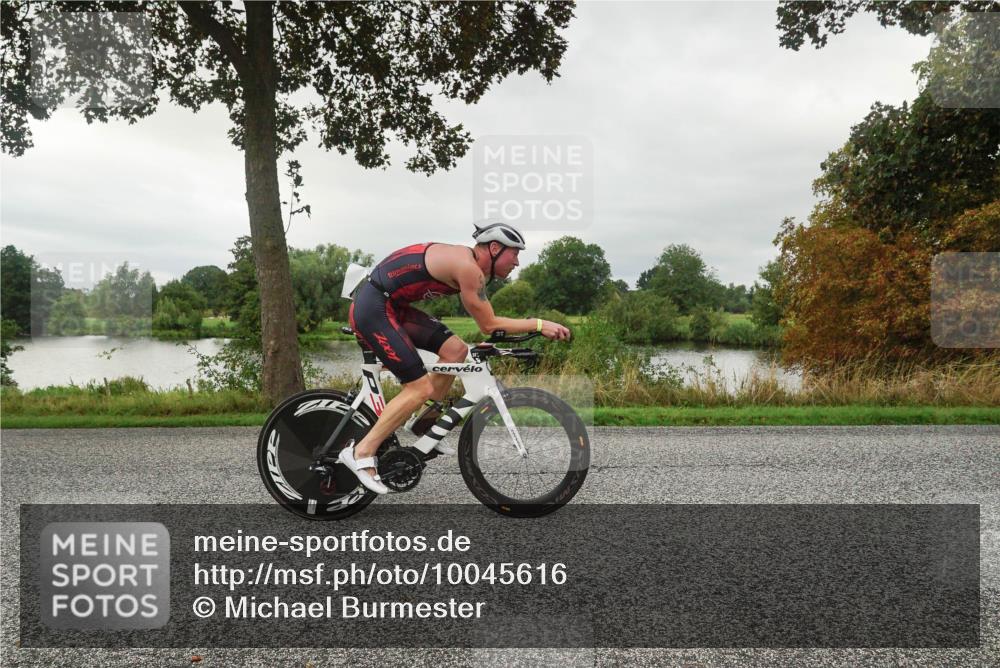 30.08.2026 - Elbe Triathlon Hamburg Michael Burmester http://msf.ph/oto/10045616 30.08.2026 09:18:29 Radfahren 197, 228, 499, 701, 1894 meine-sportfotos.de