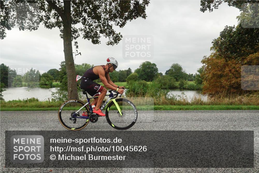 30.08.2026 - Elbe Triathlon Hamburg Michael Burmester http://msf.ph/oto/10045626 30.08.2026 09:18:31 Radfahren 228, 499, 701 meine-sportfotos.de