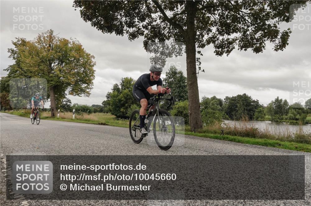 30.08.2026 - Elbe Triathlon Hamburg Michael Burmester http://msf.ph/oto/10045660 30.08.2026 09:28:26 Radfahren 563, 638 meine-sportfotos.de