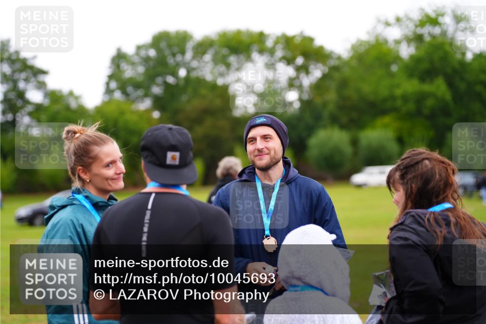 30.08.2026 - Elbe Triathlon Hamburg LAZAROV Photography http://msf.ph/oto/10045693 30.08.2026 17:04:09 Ziel  meine-sportfotos.de