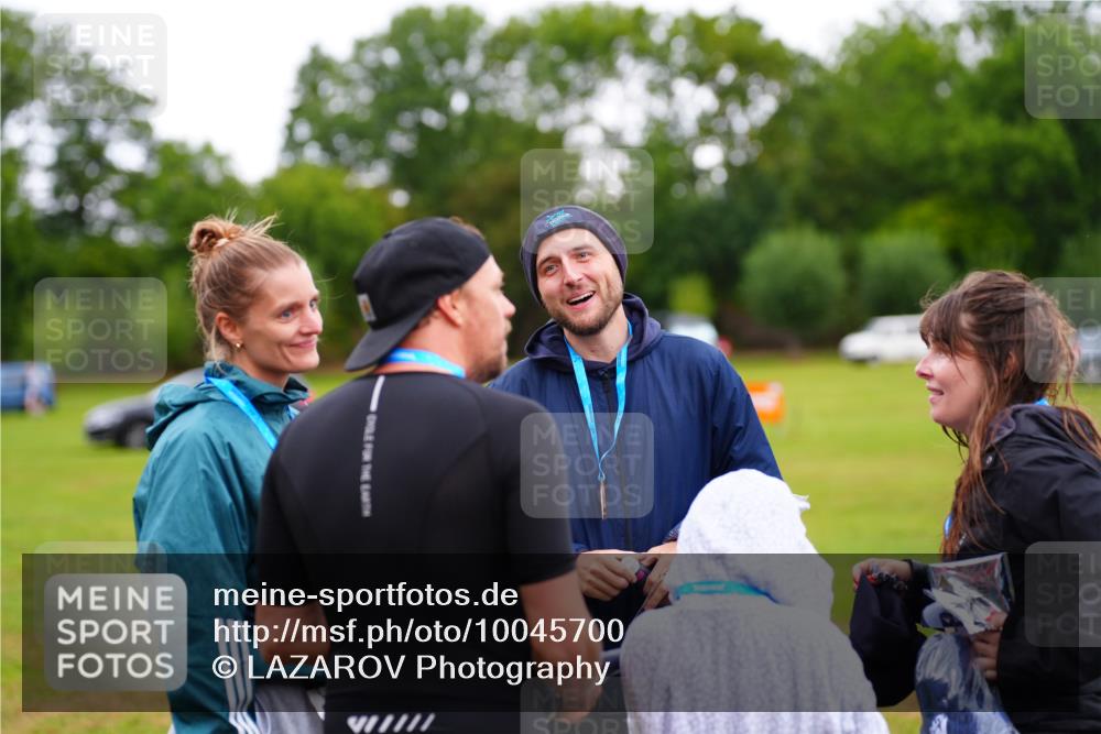 30.08.2026 - Elbe Triathlon Hamburg LAZAROV Photography http://msf.ph/oto/10045700 30.08.2026 17:04:10 Ziel  meine-sportfotos.de