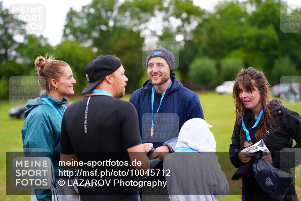 30.08.2026 - Elbe Triathlon Hamburg LAZAROV Photography http://msf.ph/oto/10045712 30.08.2026 17:04:11 Ziel  meine-sportfotos.de