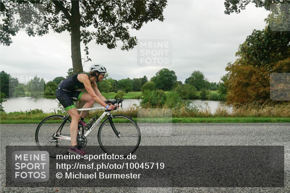 30.08.2026 - Elbe Triathlon Hamburg Michael Burmester http://msf.ph/oto/10045719 30.08.2026 09:19:02 Radfahren 208, 213, 272, 309, 336, 353, 412, 457 meine-sportfotos.de