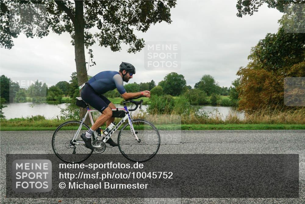 30.08.2026 - Elbe Triathlon Hamburg Michael Burmester http://msf.ph/oto/10045752 30.08.2026 09:19:11 Radfahren 208, 213, 412, 536, 623, 771 meine-sportfotos.de