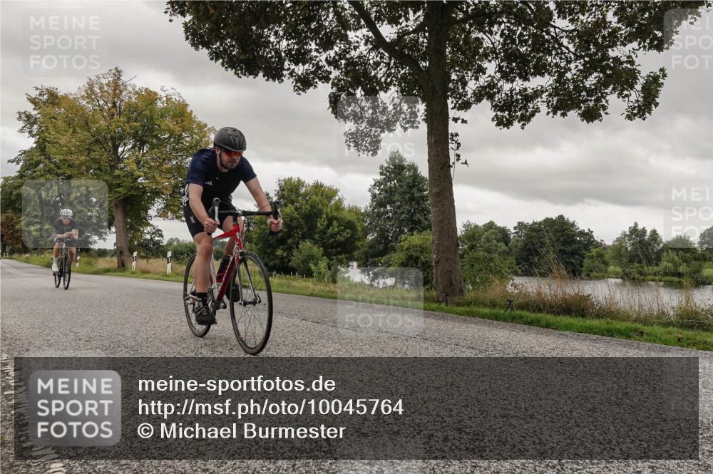30.08.2026 - Elbe Triathlon Hamburg Michael Burmester http://msf.ph/oto/10045764 30.08.2026 09:29:04 Radfahren 315, 394, 459, 528, 656 meine-sportfotos.de