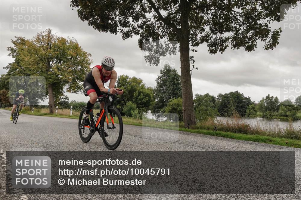 30.08.2026 - Elbe Triathlon Hamburg Michael Burmester http://msf.ph/oto/10045791 30.08.2026 09:29:10 Radfahren 200, 315, 528, 678, 724 meine-sportfotos.de