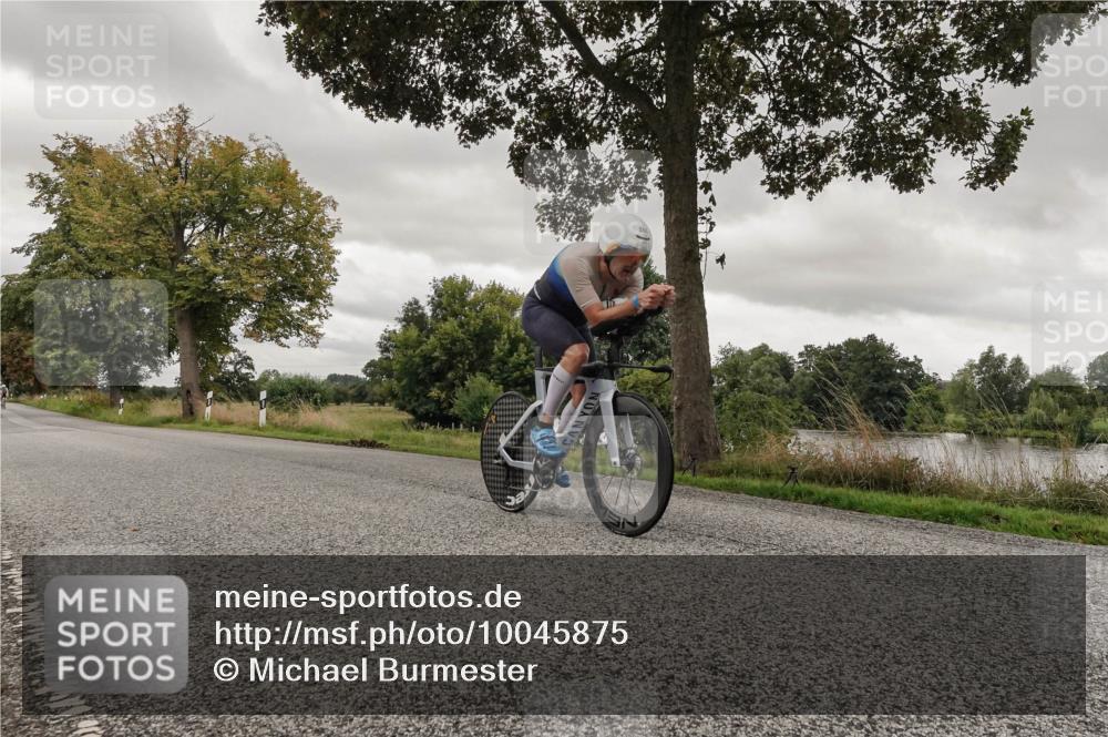30.08.2026 - Elbe Triathlon Hamburg Michael Burmester http://msf.ph/oto/10045875 30.08.2026 09:29:29 Radfahren 268, 367, 393, 395, 430, 532, 722, 750 meine-sportfotos.de
