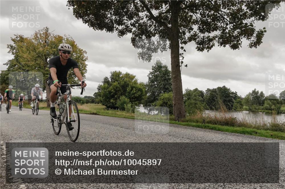 30.08.2026 - Elbe Triathlon Hamburg Michael Burmester http://msf.ph/oto/10045897 30.08.2026 09:29:34 Radfahren 393, 395, 430, 532, 702, 722, 750 meine-sportfotos.de