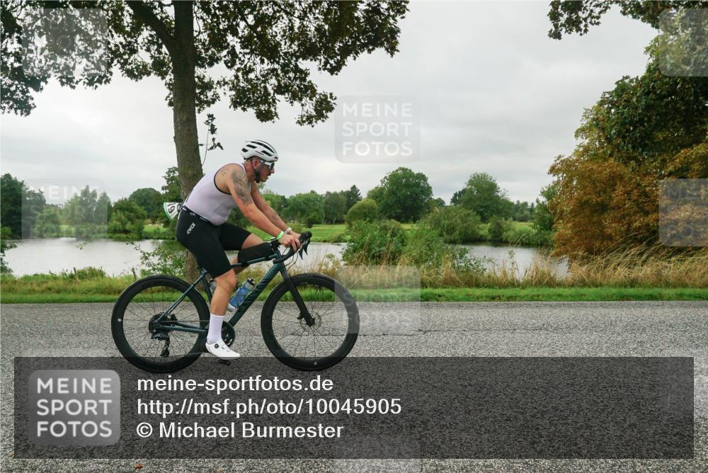 30.08.2026 - Elbe Triathlon Hamburg Michael Burmester http://msf.ph/oto/10045905 30.08.2026 09:19:53 Radfahren 381, 400, 419 meine-sportfotos.de