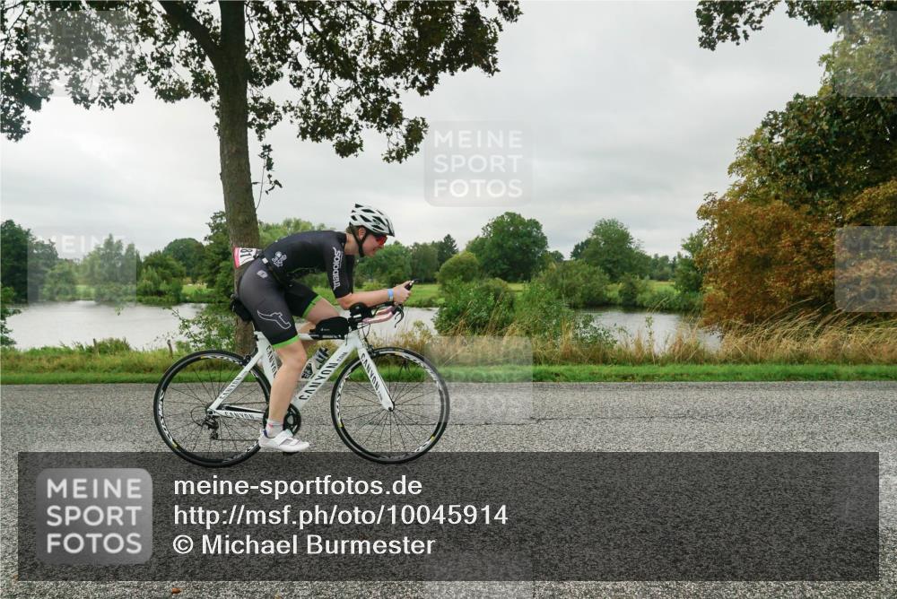 30.08.2026 - Elbe Triathlon Hamburg Michael Burmester http://msf.ph/oto/10045914 30.08.2026 09:19:58 Radfahren 381, 421 meine-sportfotos.de