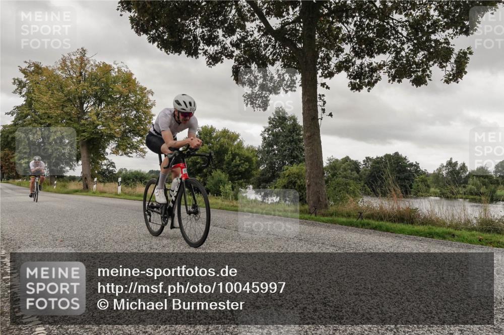 30.08.2026 - Elbe Triathlon Hamburg Michael Burmester http://msf.ph/oto/10045997 30.08.2026 09:29:56 Radfahren 273, 317, 674 meine-sportfotos.de