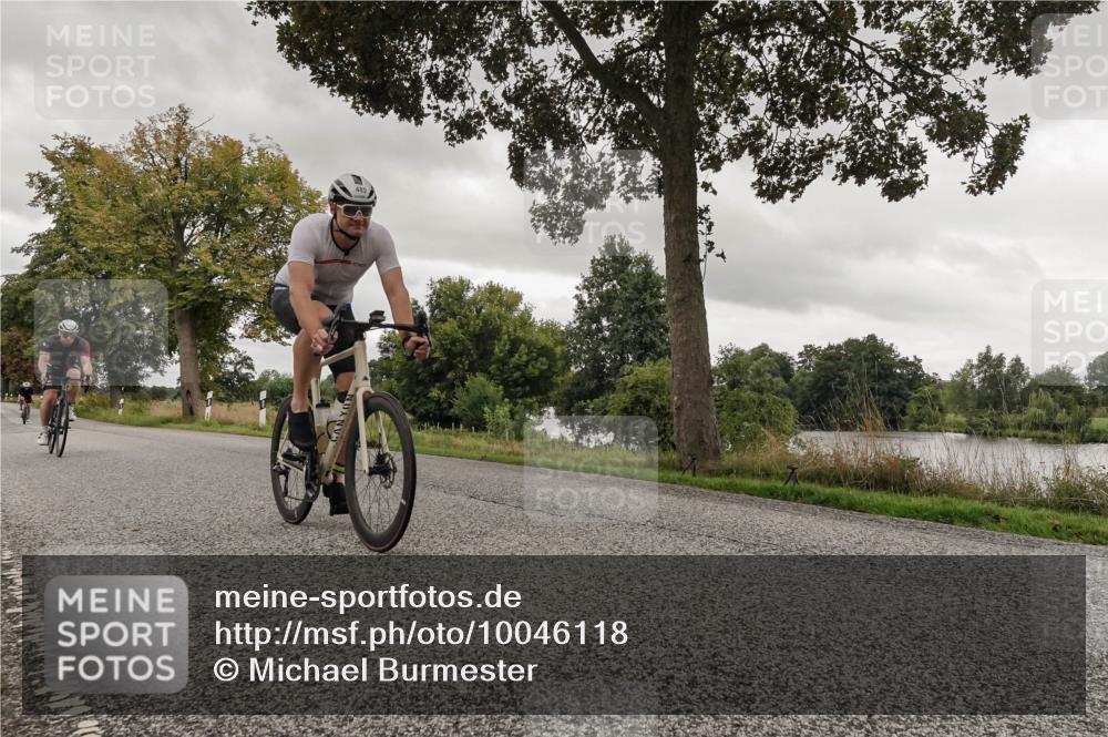 30.08.2026 - Elbe Triathlon Hamburg Michael Burmester http://msf.ph/oto/10046118 30.08.2026 09:30:25 Radfahren 321, 438, 452, 489, 527, 769, 779, 869 meine-sportfotos.de