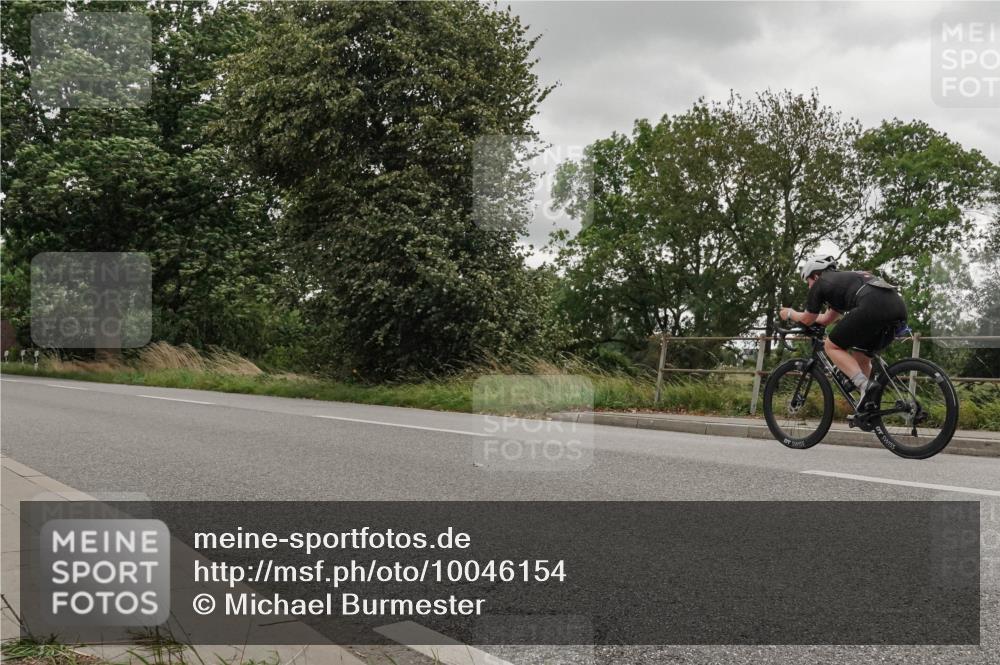 30.08.2026 - Elbe Triathlon Hamburg Michael Burmester http://msf.ph/oto/10046154 30.08.2026 15:33:29 Radfahren  meine-sportfotos.de