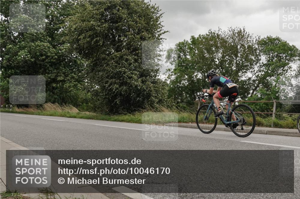 30.08.2026 - Elbe Triathlon Hamburg Michael Burmester http://msf.ph/oto/10046170 30.08.2026 15:33:38 Radfahren  meine-sportfotos.de