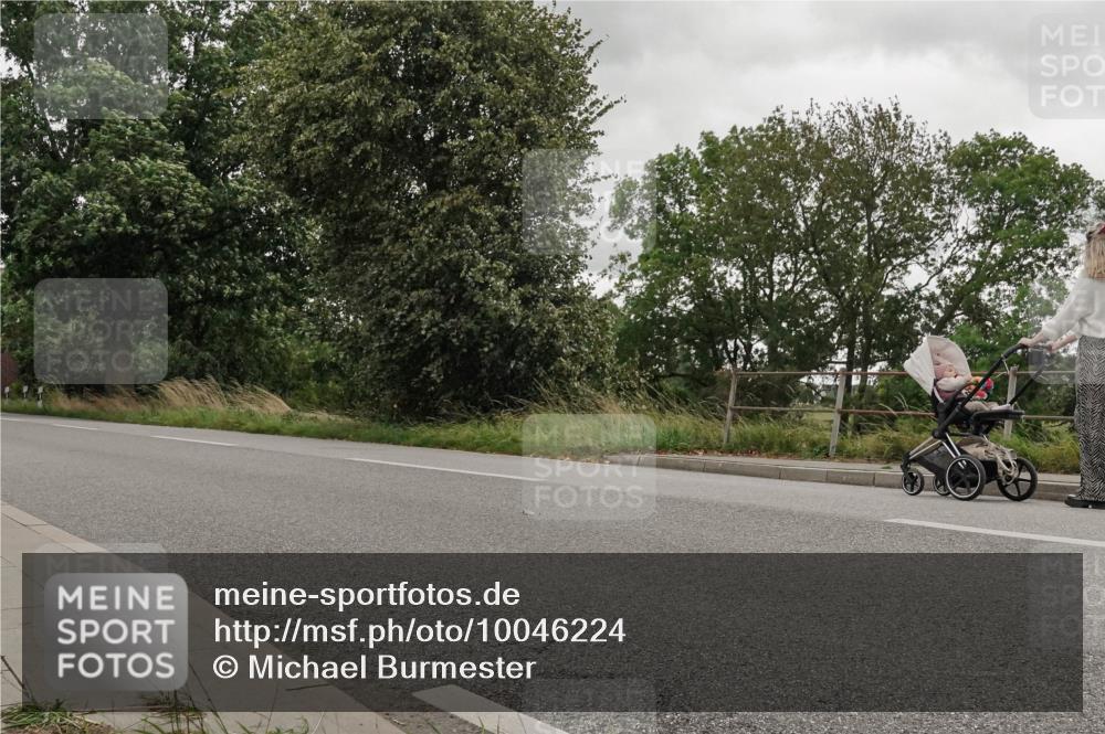 30.08.2026 - Elbe Triathlon Hamburg Michael Burmester http://msf.ph/oto/10046224 30.08.2026 15:33:59 Radfahren  meine-sportfotos.de