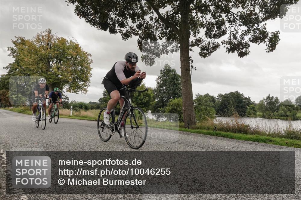 30.08.2026 - Elbe Triathlon Hamburg Michael Burmester http://msf.ph/oto/10046255 30.08.2026 09:30:57 Radfahren 260, 308, 495, 651, 672, 968 meine-sportfotos.de