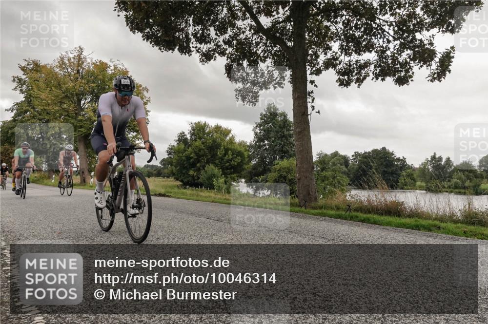 30.08.2026 - Elbe Triathlon Hamburg Michael Burmester http://msf.ph/oto/10046314 30.08.2026 09:31:11 Radfahren 375, 493, 509, 546, 553, 664, 725 meine-sportfotos.de