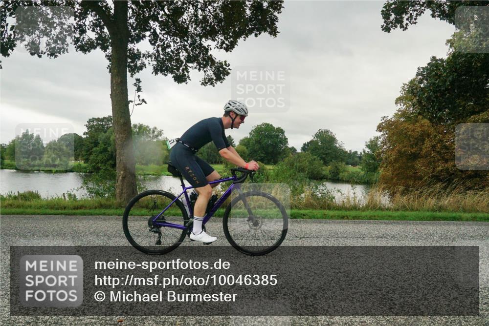 30.08.2026 - Elbe Triathlon Hamburg Michael Burmester http://msf.ph/oto/10046385 30.08.2026 09:24:29 Radfahren 221, 232, 252, 557, 560, 603, 633 meine-sportfotos.de