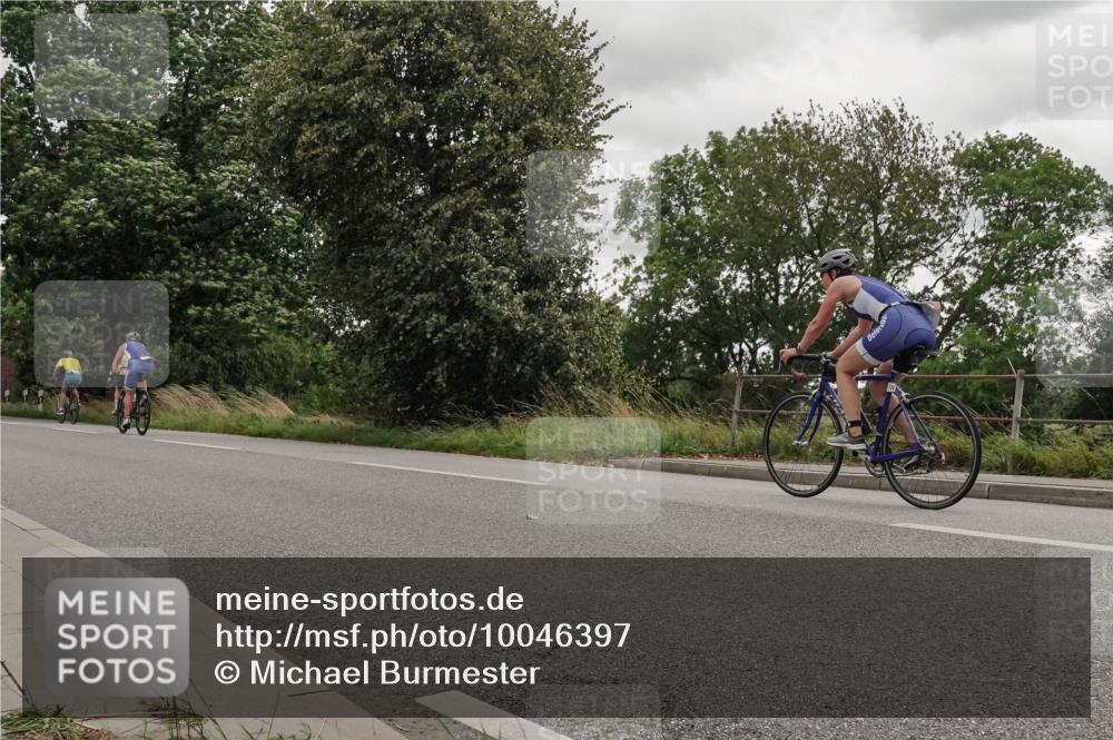 30.08.2026 - Elbe Triathlon Hamburg Michael Burmester http://msf.ph/oto/10046397 30.08.2026 15:35:29 Radfahren  meine-sportfotos.de