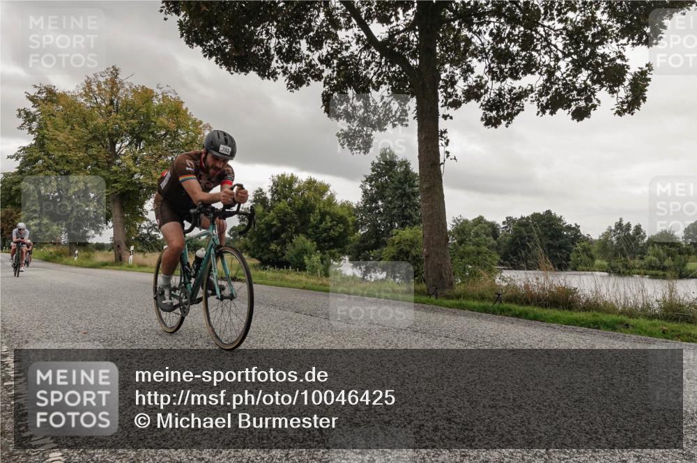30.08.2026 - Elbe Triathlon Hamburg Michael Burmester http://msf.ph/oto/10046425 30.08.2026 09:31:35 Radfahren 285, 369, 376, 655, 701, 703, 771 meine-sportfotos.de