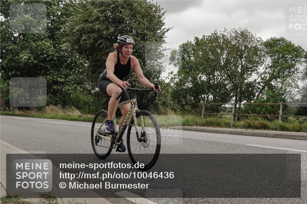 30.08.2026 - Elbe Triathlon Hamburg Michael Burmester http://msf.ph/oto/10046436 30.08.2026 15:36:23 Radfahren  meine-sportfotos.de