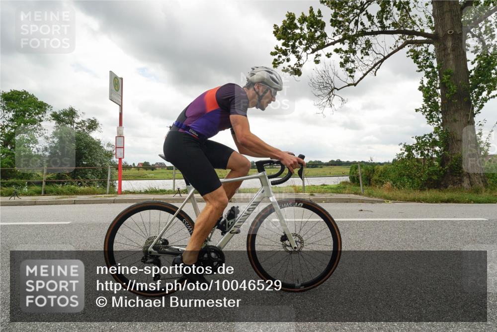 30.08.2026 - Elbe Triathlon Hamburg Michael Burmester http://msf.ph/oto/10046529 30.08.2026 14:49:38 Radfahren 128 meine-sportfotos.de