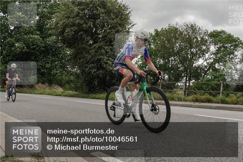 30.08.2026 - Elbe Triathlon Hamburg Michael Burmester http://msf.ph/oto/10046561 30.08.2026 15:38:07 Radfahren  meine-sportfotos.de