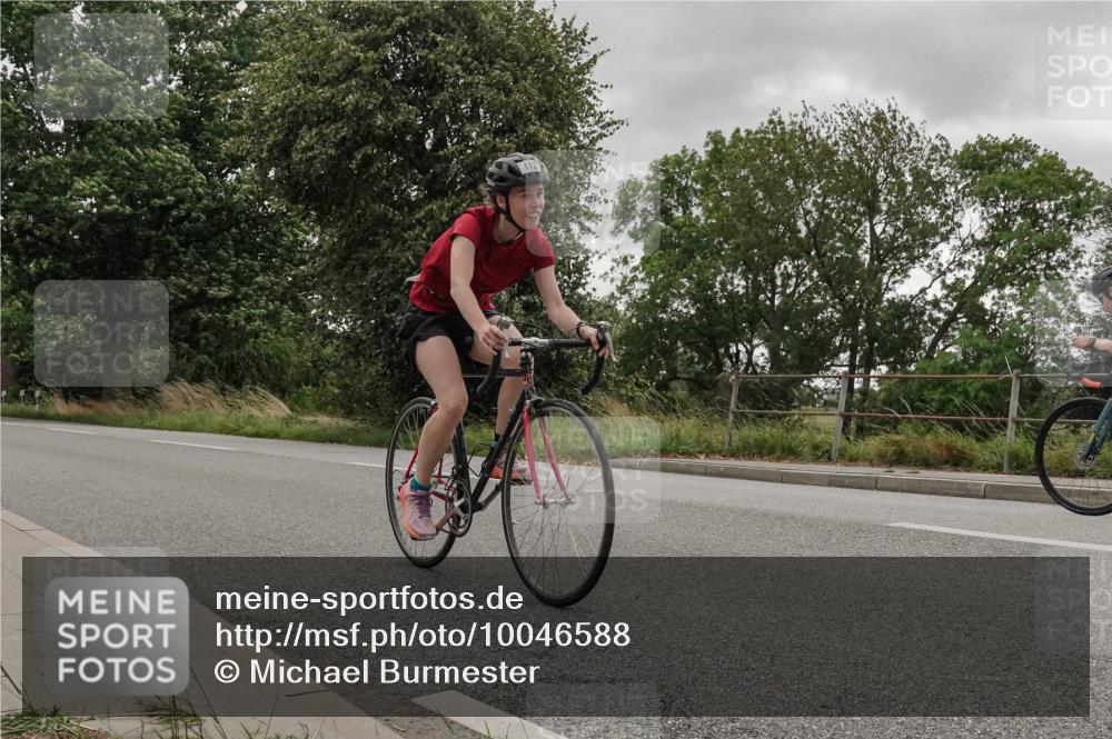 30.08.2026 - Elbe Triathlon Hamburg Michael Burmester http://msf.ph/oto/10046588 30.08.2026 15:38:14 Radfahren  meine-sportfotos.de