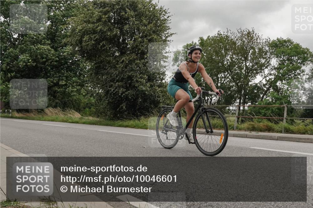 30.08.2026 - Elbe Triathlon Hamburg Michael Burmester http://msf.ph/oto/10046601 30.08.2026 15:38:33 Radfahren  meine-sportfotos.de