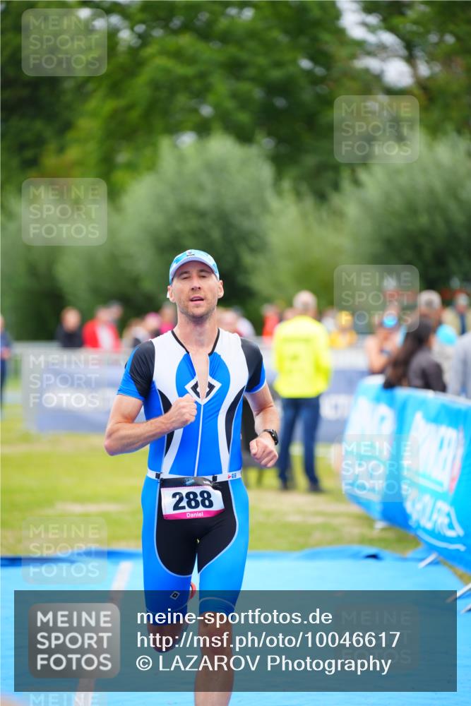 30.08.2026 - Elbe Triathlon Hamburg LAZAROV Photography http://msf.ph/oto/10046617 30.08.2026 10:26:00 Ziel 288 meine-sportfotos.de