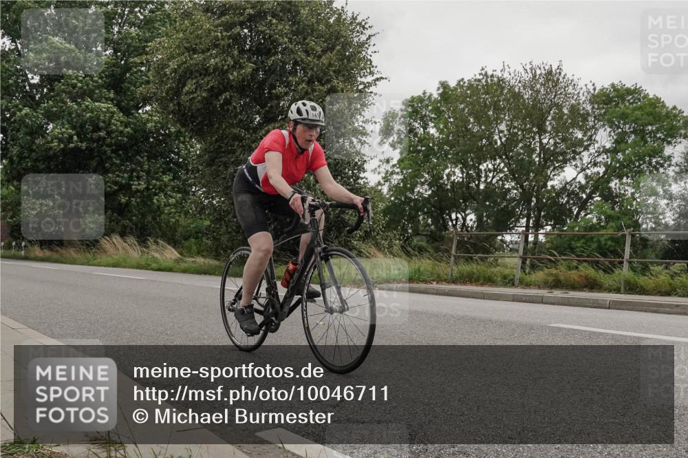30.08.2026 - Elbe Triathlon Hamburg Michael Burmester http://msf.ph/oto/10046711 30.08.2026 15:39:27 Radfahren  meine-sportfotos.de