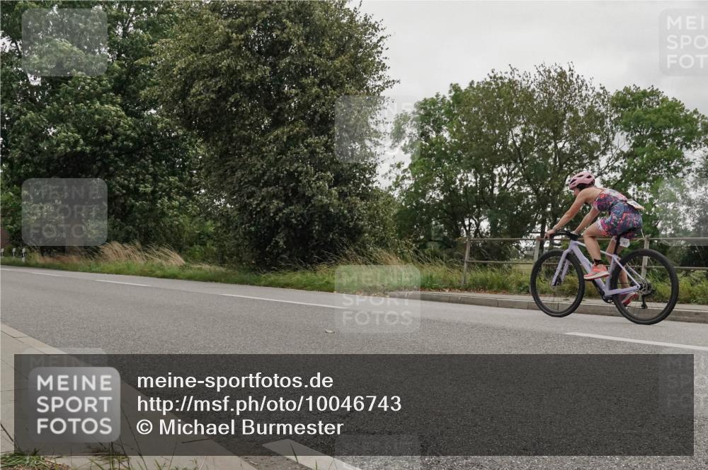 30.08.2026 - Elbe Triathlon Hamburg Michael Burmester http://msf.ph/oto/10046743 30.08.2026 15:39:37 Radfahren  meine-sportfotos.de