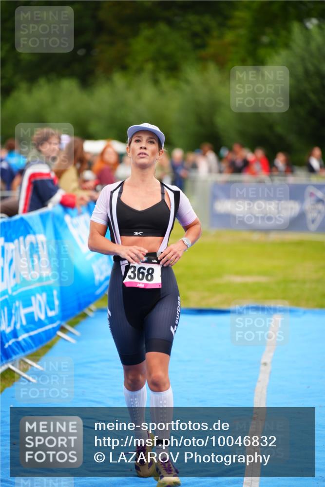 30.08.2026 - Elbe Triathlon Hamburg LAZAROV Photography http://msf.ph/oto/10046832 30.08.2026 10:26:35 Ziel 280, 368 meine-sportfotos.de