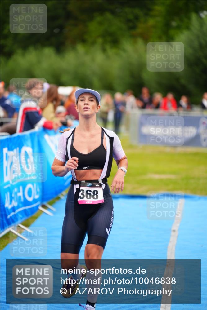 30.08.2026 - Elbe Triathlon Hamburg LAZAROV Photography http://msf.ph/oto/10046838 30.08.2026 10:26:35 Ziel 280, 368 meine-sportfotos.de