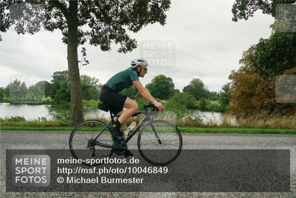 30.08.2026 - Elbe Triathlon Hamburg Michael Burmester http://msf.ph/oto/10046849 30.08.2026 09:26:29 Radfahren 201, 264, 347, 351, 423, 506, 579, 611, 756 meine-sportfotos.de