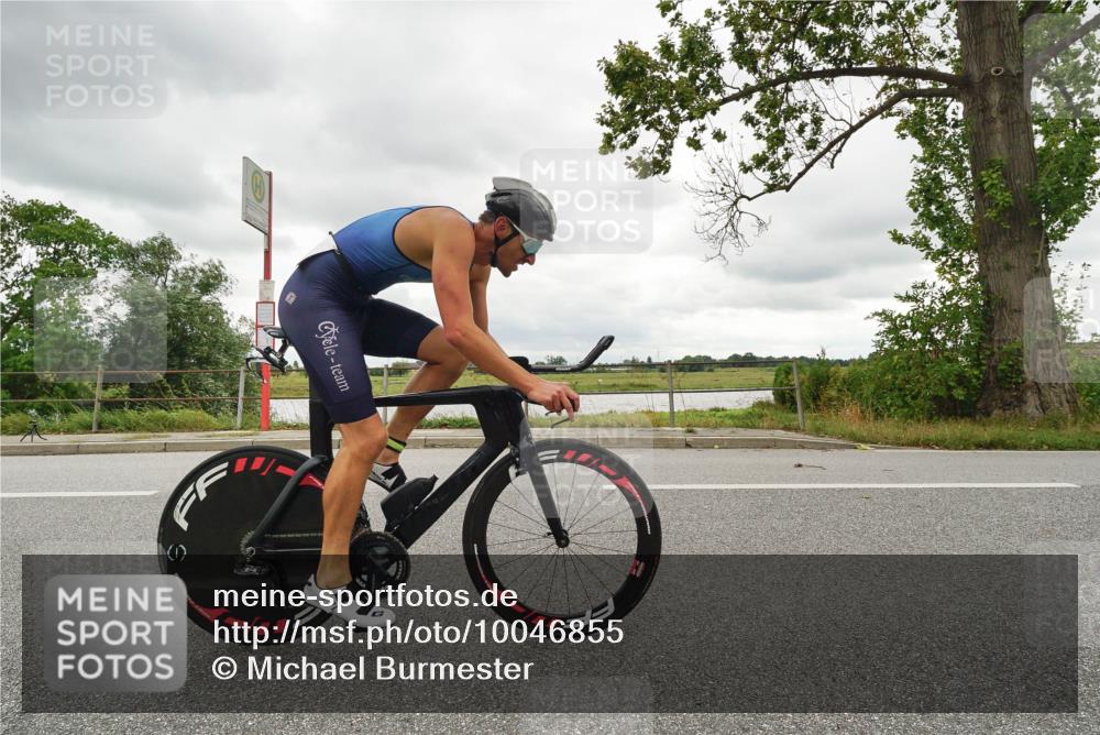 30.08.2026 - Elbe Triathlon Hamburg Michael Burmester http://msf.ph/oto/10046855 30.08.2026 14:52:33 Radfahren  meine-sportfotos.de