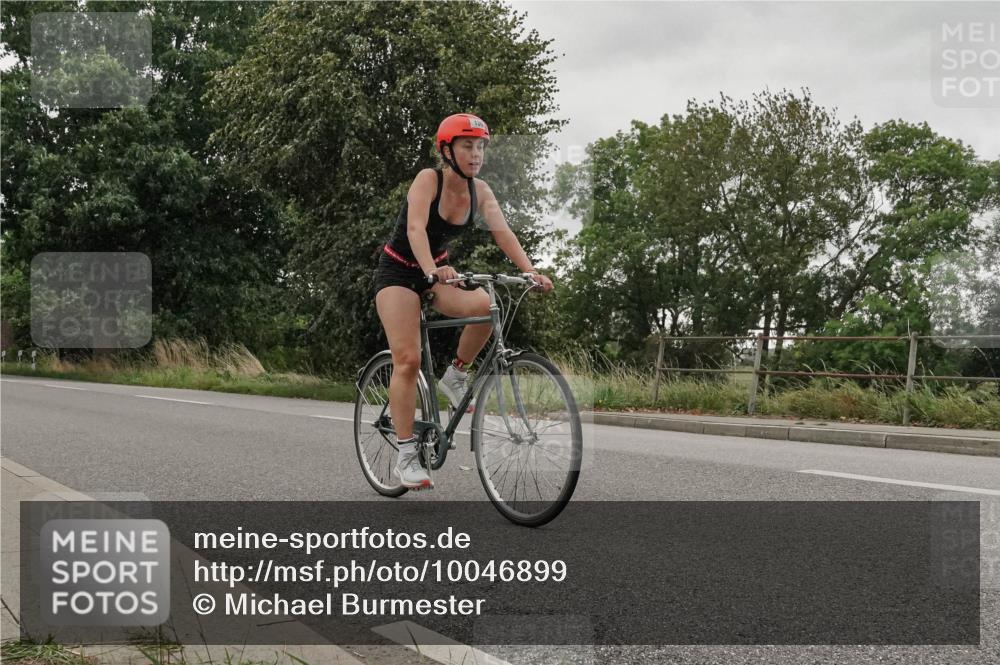 30.08.2026 - Elbe Triathlon Hamburg Michael Burmester http://msf.ph/oto/10046899 30.08.2026 15:41:20 Radfahren  meine-sportfotos.de