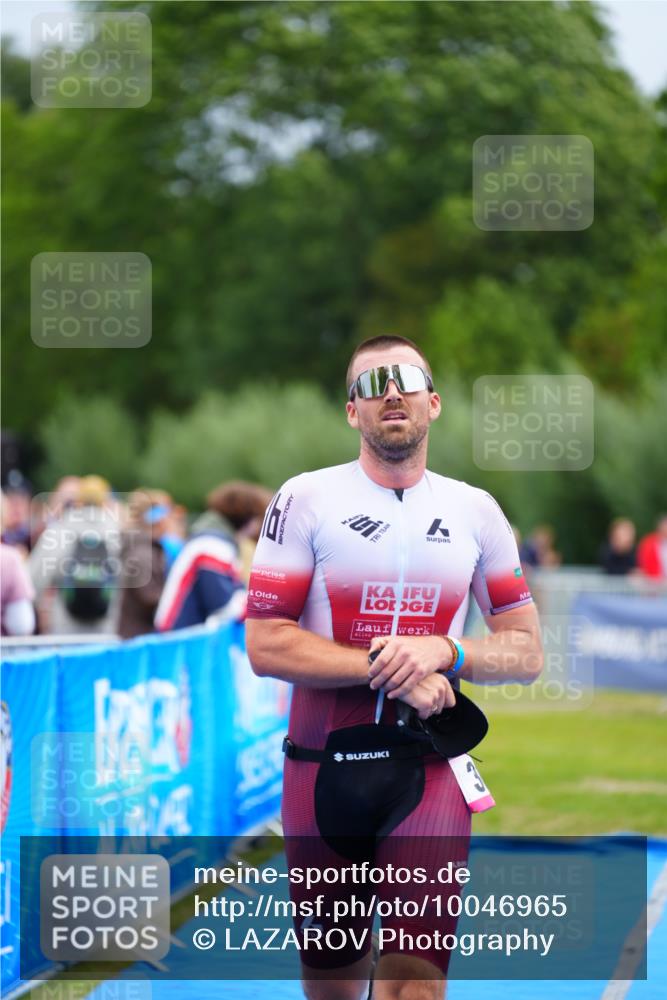30.08.2026 - Elbe Triathlon Hamburg LAZAROV Photography http://msf.ph/oto/10046965 30.08.2026 10:27:57 Ziel 307 meine-sportfotos.de