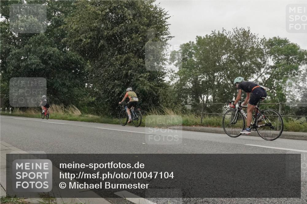 30.08.2026 - Elbe Triathlon Hamburg Michael Burmester http://msf.ph/oto/10047104 30.08.2026 15:44:21 Radfahren  meine-sportfotos.de