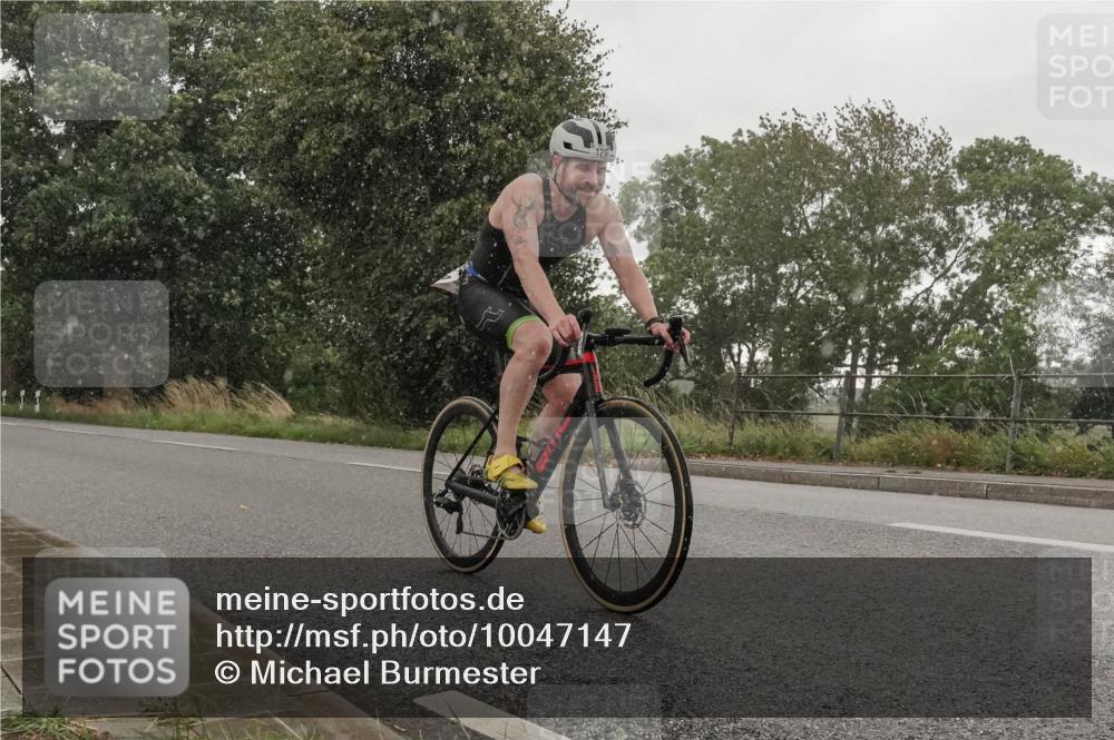 30.08.2026 - Elbe Triathlon Hamburg Michael Burmester http://msf.ph/oto/10047147 30.08.2026 15:44:58 Radfahren  meine-sportfotos.de
