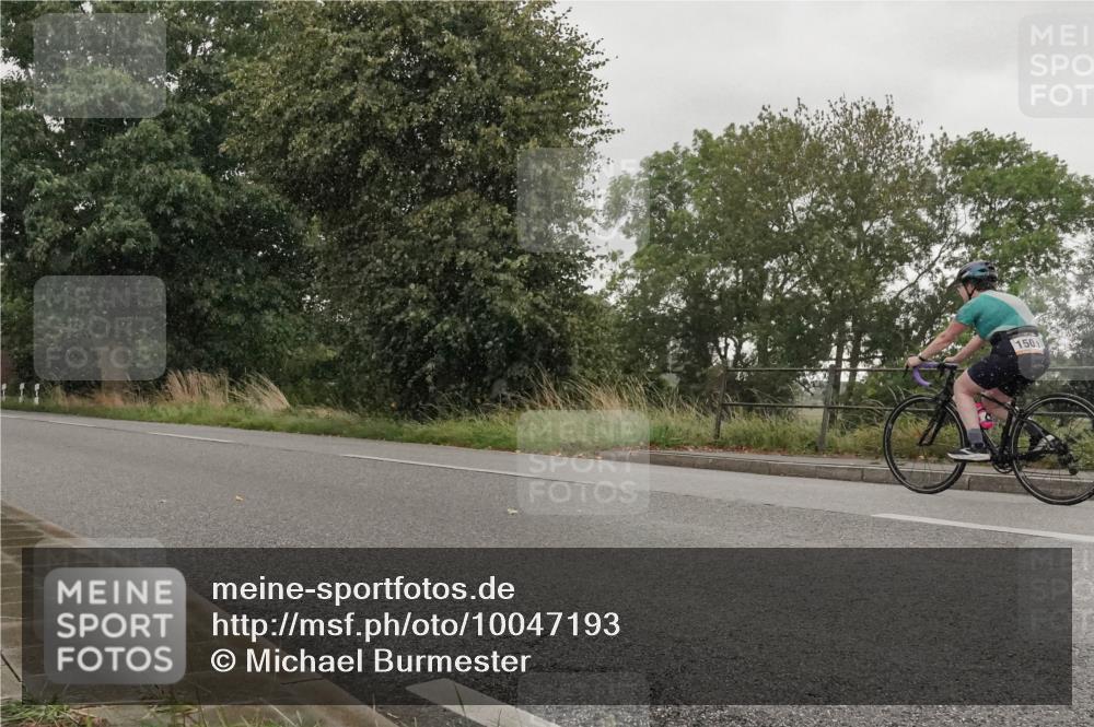 30.08.2026 - Elbe Triathlon Hamburg Michael Burmester http://msf.ph/oto/10047193 30.08.2026 15:45:45 Radfahren  meine-sportfotos.de