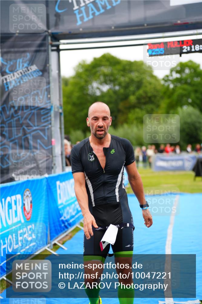 30.08.2026 - Elbe Triathlon Hamburg LAZAROV Photography http://msf.ph/oto/10047221 30.08.2026 10:28:55 Ziel 255 meine-sportfotos.de