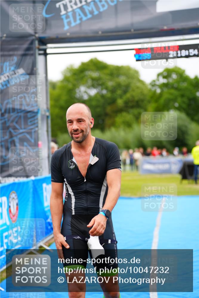 30.08.2026 - Elbe Triathlon Hamburg LAZAROV Photography http://msf.ph/oto/10047232 30.08.2026 10:28:56 Ziel 255 meine-sportfotos.de