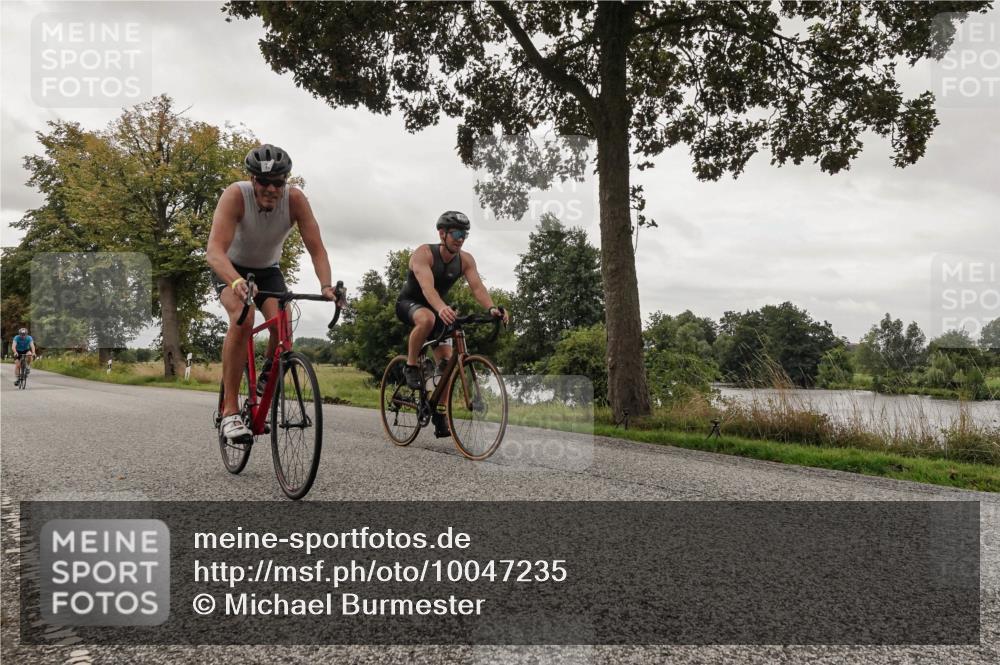 30.08.2026 - Elbe Triathlon Hamburg Michael Burmester http://msf.ph/oto/10047235 30.08.2026 09:34:54 Radfahren 214, 436, 736, 754 meine-sportfotos.de