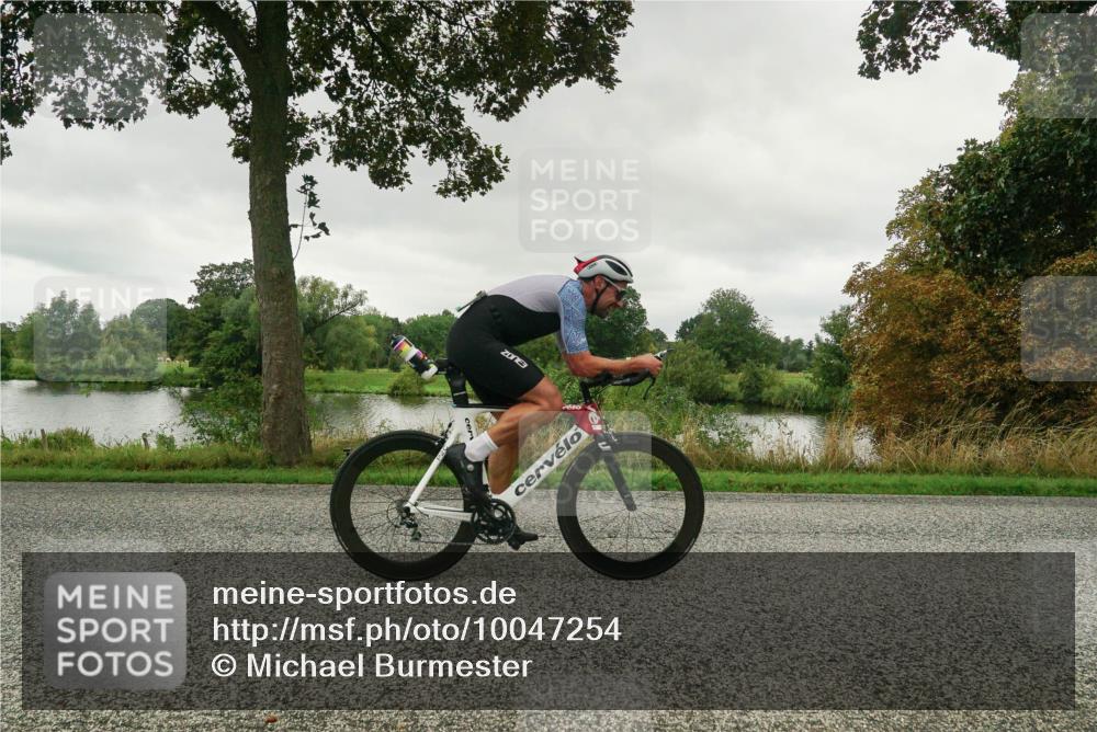 30.08.2026 - Elbe Triathlon Hamburg Michael Burmester http://msf.ph/oto/10047254 30.08.2026 09:28:12 Radfahren 235, 253, 534, 590, 698, 731, 741, 976 meine-sportfotos.de