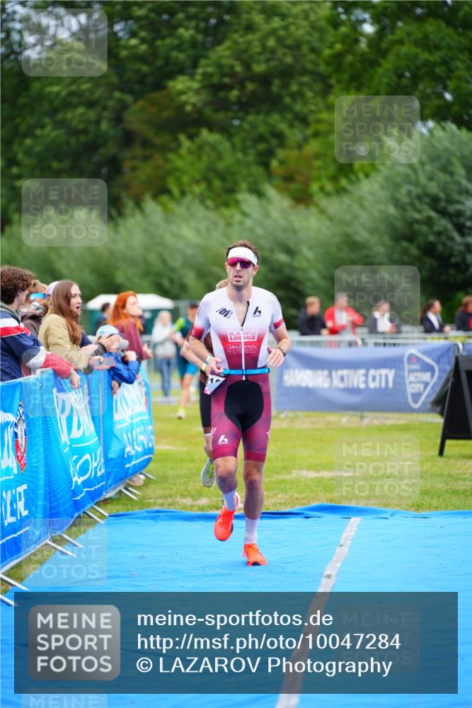 30.08.2026 - Elbe Triathlon Hamburg LAZAROV Photography http://msf.ph/oto/10047284 30.08.2026 10:29:35 Ziel 236, 310, 351 meine-sportfotos.de