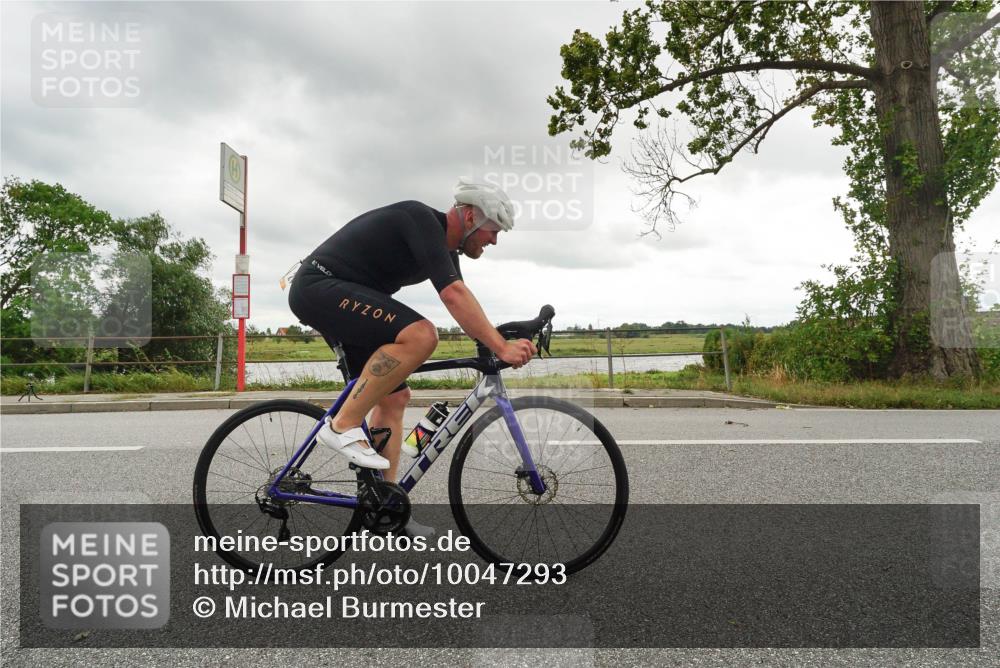 30.08.2026 - Elbe Triathlon Hamburg Michael Burmester http://msf.ph/oto/10047293 30.08.2026 14:55:59 Radfahren 177 meine-sportfotos.de