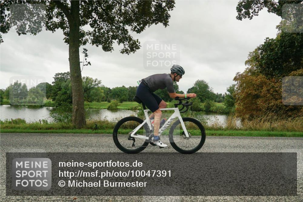 30.08.2026 - Elbe Triathlon Hamburg Michael Burmester http://msf.ph/oto/10047391 30.08.2026 09:29:00 Radfahren 212, 380, 394, 445, 459, 656 meine-sportfotos.de