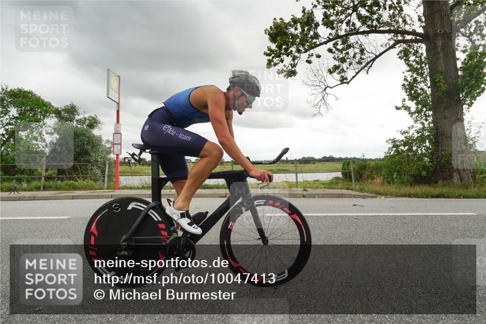 30.08.2026 - Elbe Triathlon Hamburg Michael Burmester http://msf.ph/oto/10047413 30.08.2026 14:56:44 Radfahren  meine-sportfotos.de